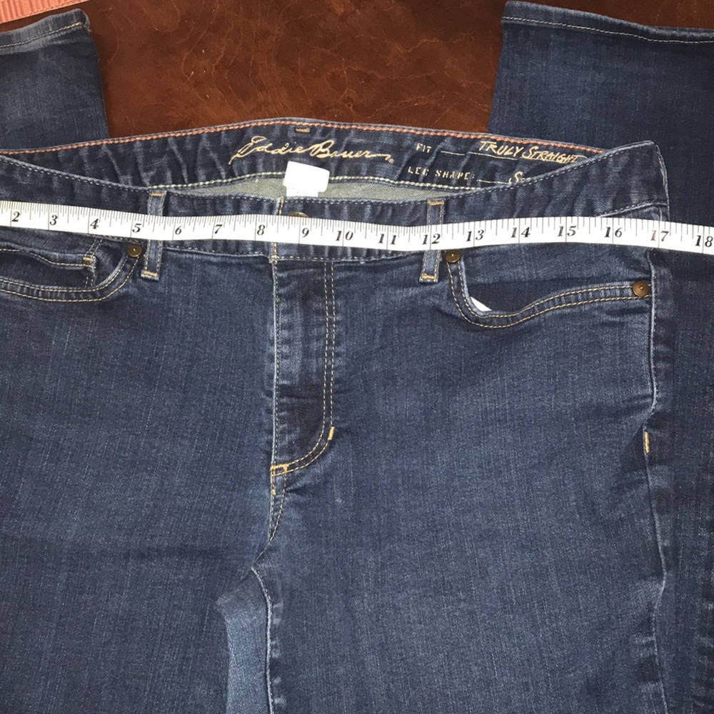 Eddie Bauer Women’s Jeans 12L Truly Straight Leg Dark Denim Wash - Picture 10 of 13